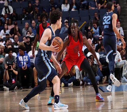 焦点对决揭,勇士与,人巅峰对决,牛博网彩票网,中国牛博网彩票网官方,牛博网彩票网官网,牛博网彩票网首页